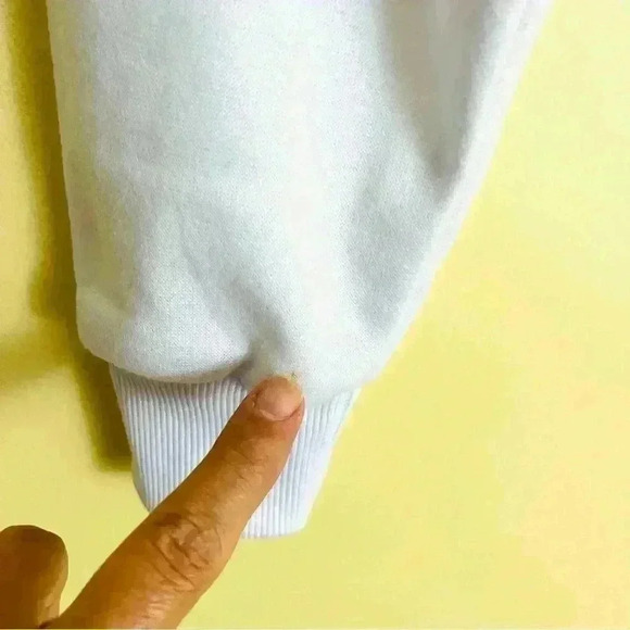 NWT Bebe White Logo Studded Long Sleeve Kangaroo Pocket Cropped Hoodie Size M - Picture 11 of 15